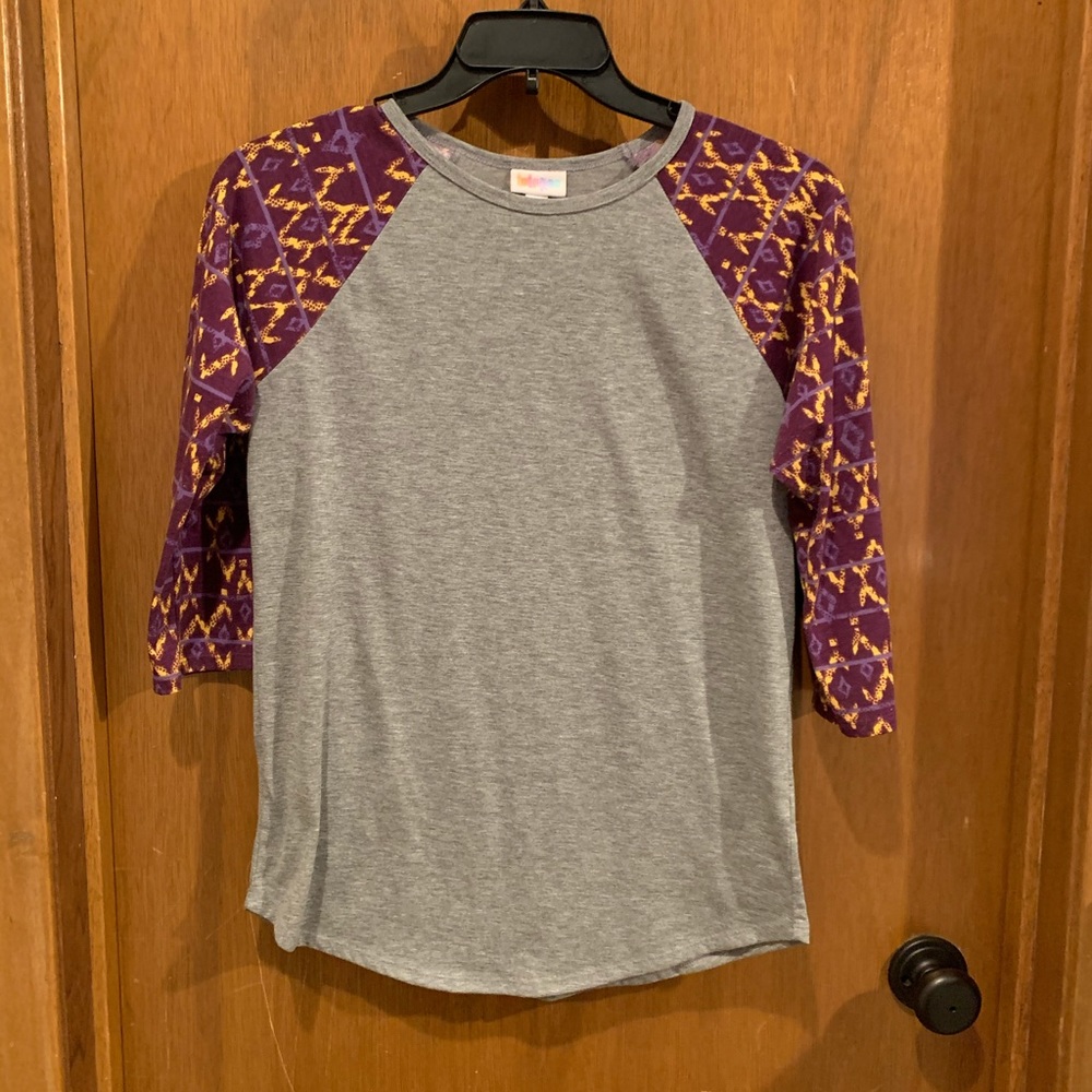 Lularoe 3/4 sleeve RANDY shirt